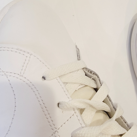 Nike Women's Court Royale 2 Mid Sneakers CT1725-100 White Size 11 - Picture 11 of 14